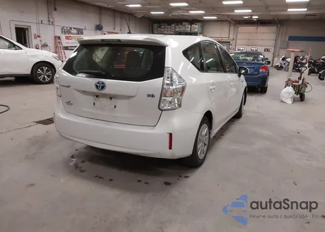 2013 Toyota Prius V Three z USA, uszkodzony, nr VIN JTDZN3EU6D3213593